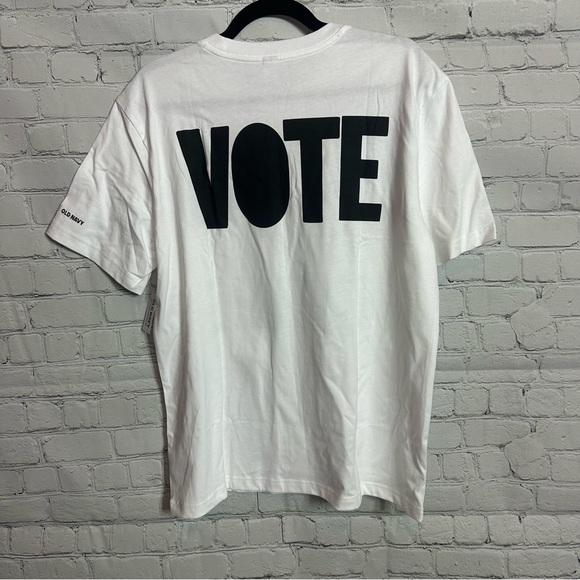 Old Navy White Tee with Bold Black Text - Picture 4 of 6